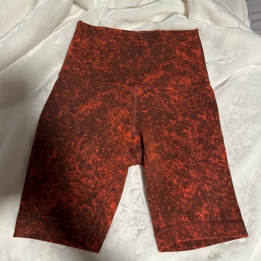 Lululemon Wunder Train High-Rise Short - Picture 3 of 5